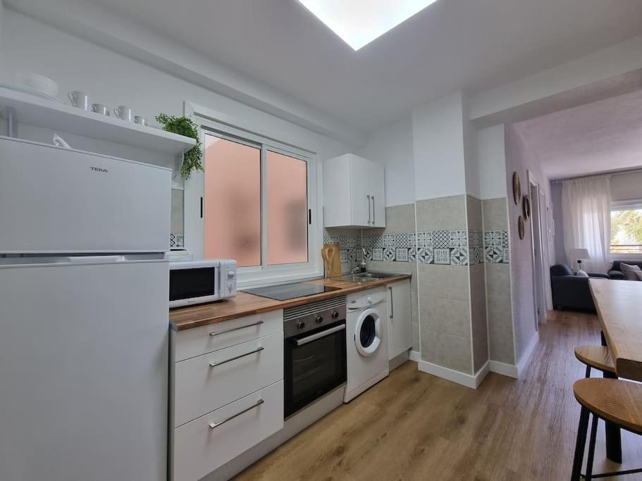 Aguadulce, Apto Santa Monica 2 Hab Con Terraza, Aire, Wifi, A 5 Min De La Playa Агуадулсе Екстериор снимка